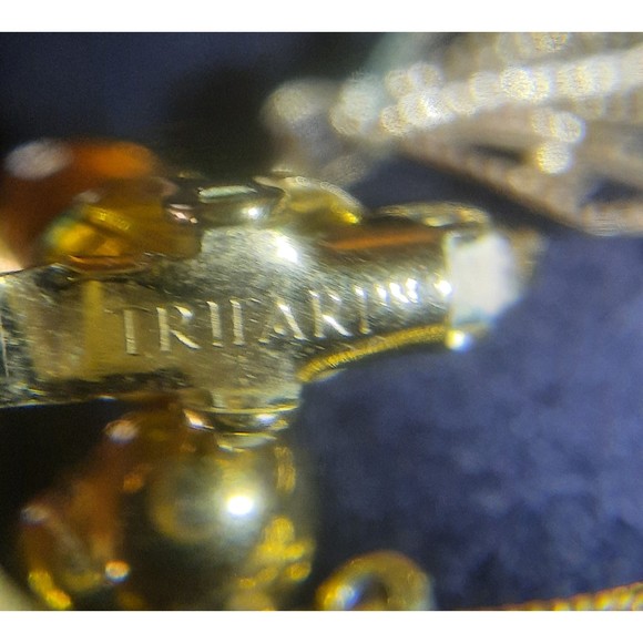 Trifari Vintage Filigree Gold Tone Clip On Earrings - Picture 4 of 5